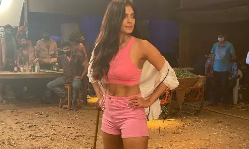 Malavika Mohanan ने ‘द राजा साब’ के स्टंट सीन का BTS वीडियो शेयर किया