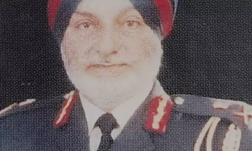 लेफ्टिनेंट जनरल Kulwant Singh Mann, एक हार्डकोर रेजिमेंटल ऑफिसर, पूरी तरह से सज्जन लेफ्टिनेंट जनरल Kulwant Singh Mann, एक हार्डकोर रेजिमेंटल ऑफिसर, पूरी तरह से सज्जन