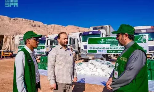 यमन में Saudi मदद: KSrelief ने भेजी शेल्टर किट और टेंट यमन में Saudi मदद: KSrelief ने भेजी शेल्टर किट और टेंट