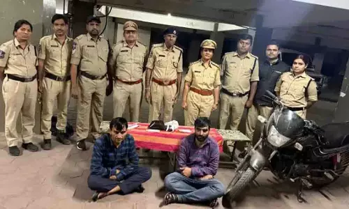 Hyderabad में बड़ी कार्रवाई, राजस्थान से दो लोगों को पकड़ा, अफीम बराम Hyderabad में बड़ी कार्रवाई, राजस्थान से दो लोगों को पकड़ा, अफीम बराम