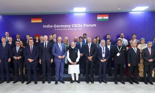 PM मोदी: भारत-जर्मनी आर्थिक साझेदारी मजबूत, CEOS के साथ हुई रणनीतिक वार्ता PM मोदी: भारत-जर्मनी आर्थिक साझेदारी मजबूत, CEOS के साथ हुई रणनीतिक वार्ता