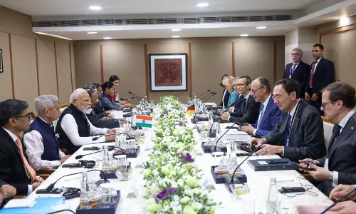 Foreign: सेमीकंडक्टर और AI समेत 27 अहम मुद्दों पर जताई सहमति Foreign: सेमीकंडक्टर और AI समेत 27 अहम मुद्दों पर जताई सहमति