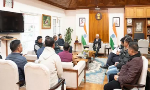 Imphal में हिंसा प्रभावितों की रैली, पुनर्वास की मांग Imphal में हिंसा प्रभावितों की रैली, पुनर्वास की मांग