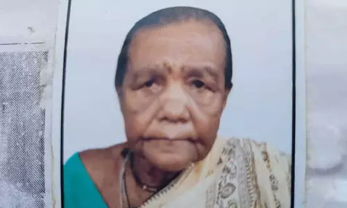 Baduria में बुज़ुर्ग महिला की मौत, परिवार का दावा है कि नोटिस सुनकर वह डर गई थी