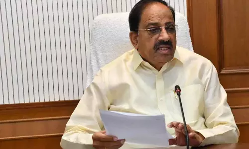 Telangana में एग्री-टेक क्रांति: सरकार देगी ड्रोन और ट्रेनिंग Telangana में एग्री-टेक क्रांति: सरकार देगी ड्रोन और ट्रेनिंग