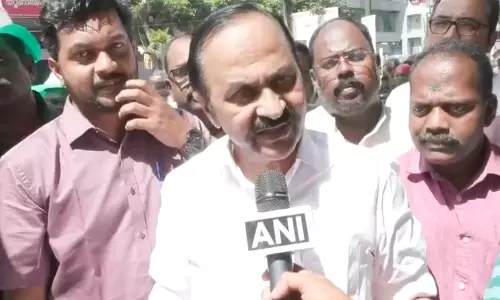 कांग्रेस ने केंद्र के खिलाफ LDF के विरोध प्रदर्शन से खुद को अलग करते हुए इसे फर्जी आंदोलन बताया