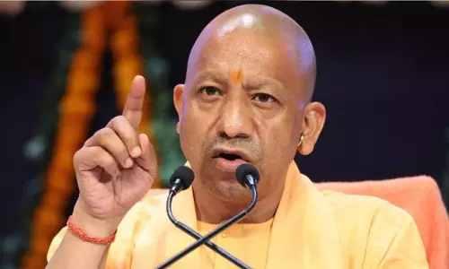 Lucknow: योगी सरकार का ऐलान, भूमाफिया पर जीरो टॉलरेंस Lucknow: योगी सरकार का ऐलान, भूमाफिया पर जीरो टॉलरेंस