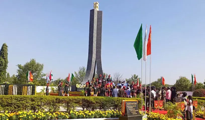 Secunderabad नगर निगम की मांग तेज़ हो रही है क्योंकि इंफ्रास्ट्रक्चर की समस्या बनी हुई Secunderabad नगर निगम की मांग तेज़ हो रही है क्योंकि इंफ्रास्ट्रक्चर की समस्या बनी हुई