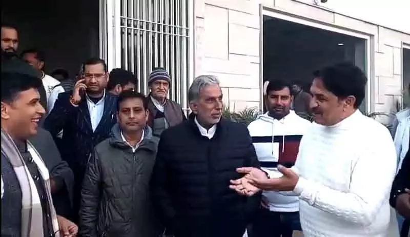 NCR में प्रदूषण खतरनाक लेवल पर; गुर्जर ने अरावली को बचाने की अपील की NCR में प्रदूषण खतरनाक लेवल पर; गुर्जर ने अरावली को बचाने की अपील की