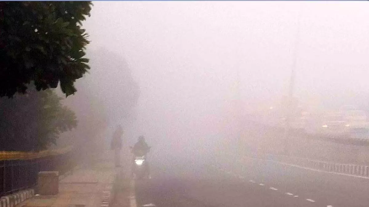 Bhopal: ठिठुरन बढ़ी, ग्वालियर-चंबल संभाग में मौसम खराब Bhopal: ठिठुरन बढ़ी, ग्वालियर-चंबल संभाग में मौसम खराब