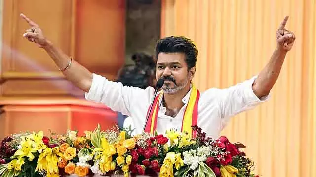 Karur stampede case: विजय सोमवार को पूछताछ के लिए CBI के सामने पेश होंगे सुरक्षा की मांग Karur stampede case: विजय सोमवार को पूछताछ के लिए CBI के सामने पेश होंगे सुरक्षा की मांग