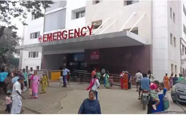 Tamil Nadu : किलपौक सरकारी अस्पताल में उपद्रवी की हत्या Tamil Nadu : किलपौक सरकारी अस्पताल में उपद्रवी की हत्या