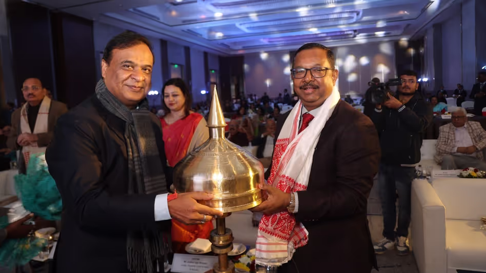 CJI ने असम में इंटीग्रेटेड कोर्ट कॉम्प्लेक्स की आधारशिला रखी CJI ने असम में इंटीग्रेटेड कोर्ट कॉम्प्लेक्स की आधारशिला रखी