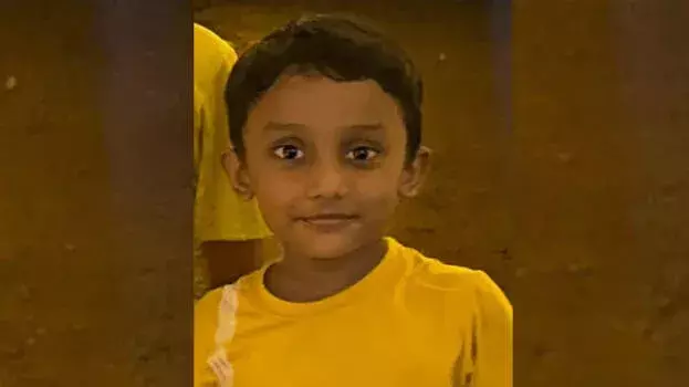 kerala: अदूर में पहली क्लास के स्टूडेंट की खिड़की का फ्रेम गिरने से दर्दनाक मौत kerala: अदूर में पहली क्लास के स्टूडेंट की खिड़की का फ्रेम गिरने से दर्दनाक मौत