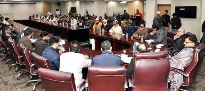 राणा ने OBC, ST, SC समुदायों के साथ मेगा आउटरीच किया राणा ने OBC, ST, SC समुदायों के साथ मेगा आउटरीच किया
