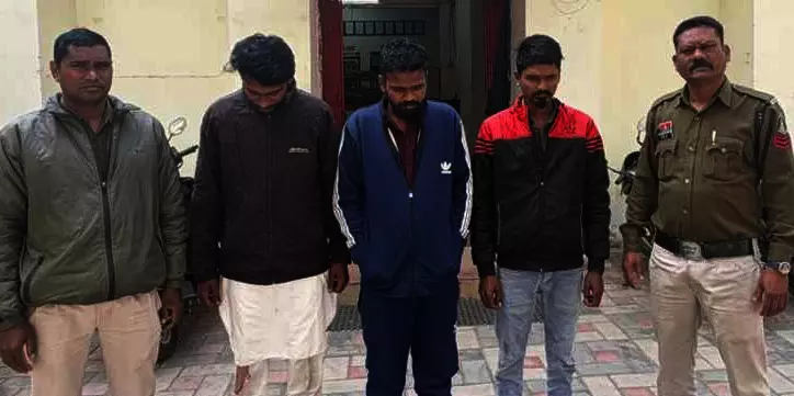 गार्ड पर हमला, बिलासपुर में तीन अपराधी अरेस्ट गार्ड पर हमला, बिलासपुर में तीन अपराधी अरेस्ट