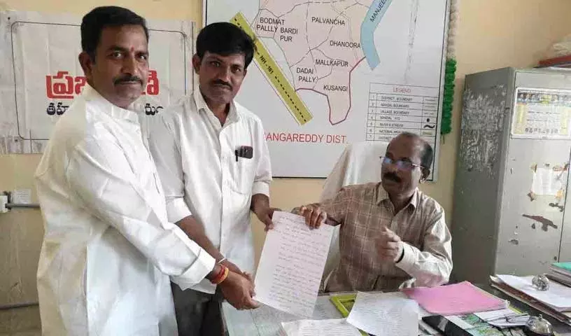यासांगी में किसानों को पर्याप्त बिजली दी जानी चाहिए: Naikoti Bhaskar यासांगी में किसानों को पर्याप्त बिजली दी जानी चाहिए: Naikoti Bhaskar