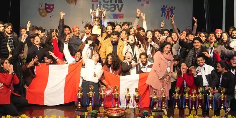 Chandigarh University यूथ फेस्ट में चैंपियन बनी Chandigarh University यूथ फेस्ट में चैंपियन बनी