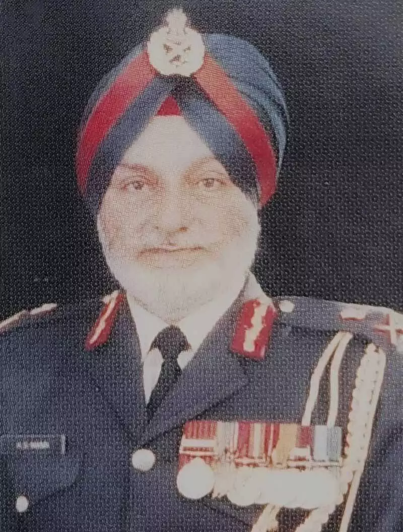 लेफ्टिनेंट जनरल Kulwant Singh Mann, एक हार्डकोर रेजिमेंटल ऑफिसर, पूरी तरह से सज्जन लेफ्टिनेंट जनरल Kulwant Singh Mann, एक हार्डकोर रेजिमेंटल ऑफिसर, पूरी तरह से सज्जन