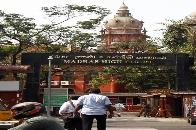 Madras HC ने कमल हासन को उनकी पहचान के गलत इस्तेमाल के खिलाफ अंतरिम सुरक्षा दी Madras HC ने कमल हासन को उनकी पहचान के गलत इस्तेमाल के खिलाफ अंतरिम सुरक्षा दी