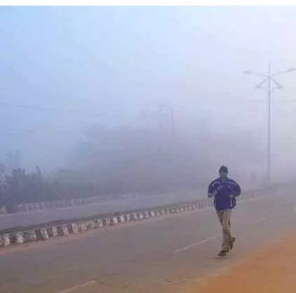 Odisha में ठंड की वापसी, झारसुगुड़ा में सुबह 5:30 बजे तापमान 9.4°C पर पहुंचा Odisha में ठंड की वापसी, झारसुगुड़ा में सुबह 5:30 बजे तापमान 9.4°C पर पहुंचा