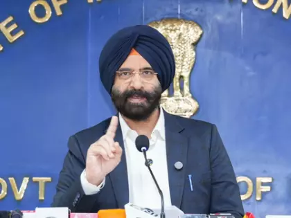 Delhi मंत्री सिरसा ने गुरुओं के अपमान पर दोनों पर साधा निशाना Delhi मंत्री सिरसा ने गुरुओं के अपमान पर दोनों पर साधा निशाना