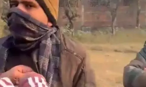 पुलिसकर्मियों से अभद्रता, वीडियो वायरल होने के बाद हड़कंप