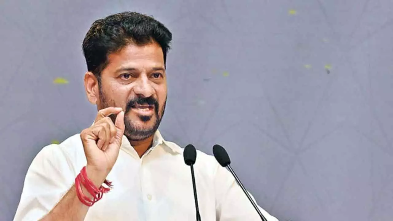 जिलों के पुनर्गठन के लिए जल्द ही पैनल बनेगा: CM Revanth