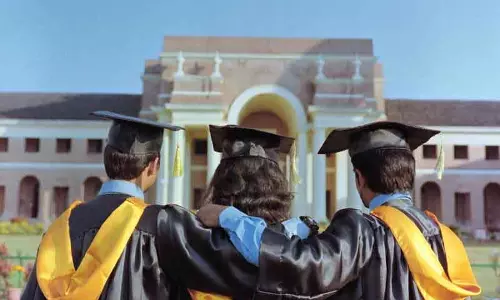हायर एजुकेशन पाने के अधिकार को हल्के में नहीं लिया जा सकता: Delhi HC हायर एजुकेशन पाने के अधिकार को हल्के में नहीं लिया जा सकता: Delhi HC