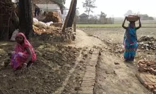 Bhind: प्रशासनिक सख्ती से भिंड में मनरेगा मजदूरों पर असर Bhind: प्रशासनिक सख्ती से भिंड में मनरेगा मजदूरों पर असर
