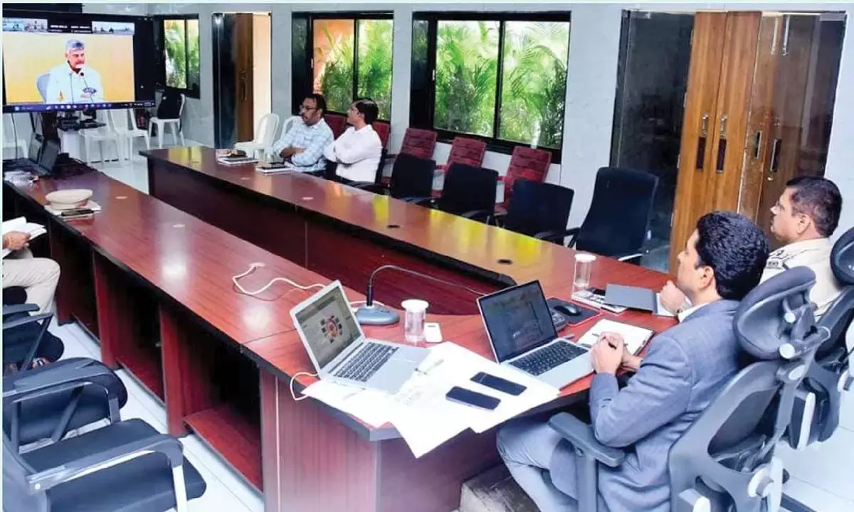 Andhra: जनता की संतुष्टि बढ़ाने के लिए काम करने की गति सेवा वितरण Andhra: जनता की संतुष्टि बढ़ाने के लिए काम करने की गति सेवा वितरण