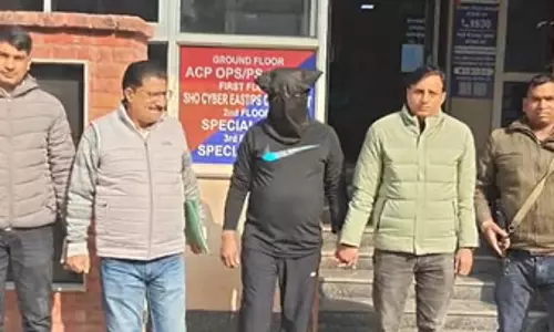 ऑपरेशन गैंग बस्ट: पुलिस ने डाली ताबड़तोड़ रेड, 48 घंटे में 500 से अधिक अपराधी गिरफ्तार ऑपरेशन गैंग बस्ट: पुलिस ने डाली ताबड़तोड़ रेड, 48 घंटे में 500 से अधिक अपराधी गिरफ्तार