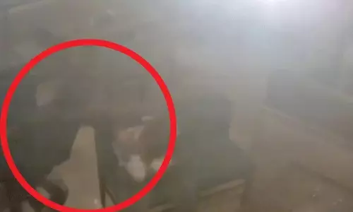 मेट्रो BAR में हत्या, बॉयफ्रेंड ने शराब की बोतल से किया खून मेट्रो BAR में हत्या, बॉयफ्रेंड ने शराब की बोतल से किया खून