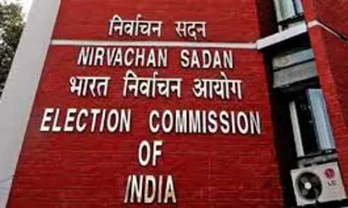 Lucknow: SIR को लेकर सियासी घमासान, आयोग ने कहा बेबुनियाद