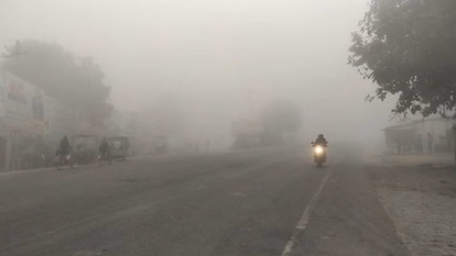 Bareilly: मौसम ने कसा ठंड का शिकंजा, धूप रही कमजोर Bareilly: मौसम ने कसा ठंड का शिकंजा, धूप रही कमजोर