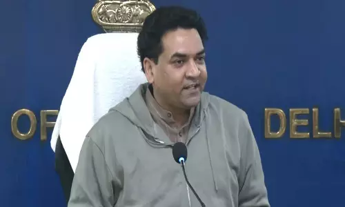 Kapil Mishra मिश्रा का बयान: अरविंद केजरीवाल को माफी मांगने के लिए कहना चाहिए था