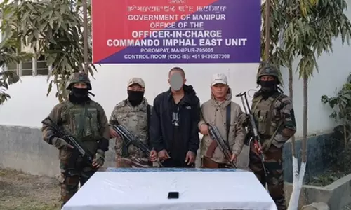 Manipur में पेट्रोल पंप बम धमाके के आरोपी समेत 3 आतंकवादी गिरफ्तार Manipur में पेट्रोल पंप बम धमाके के आरोपी समेत 3 आतंकवादी गिरफ्तार