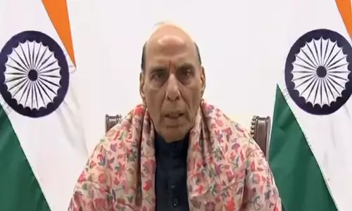 रक्षा मंत्री ने VIDEO कॉन्फ्रेंस के माध्यम से लक्षद्वीप में संयुक्त सेवाओं के बहु-विशेषज्ञ शिविर को किया संबोधित रक्षा मंत्री ने VIDEO कॉन्फ्रेंस के माध्यम से लक्षद्वीप में संयुक्त सेवाओं के बहु-विशेषज्ञ शिविर को किया संबोधित
