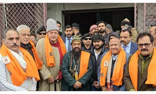 Farooq ने जम्मू को उत्तर भारत का बिजनेस हब बनाने की वकालत की Farooq ने जम्मू को उत्तर भारत का बिजनेस हब बनाने की वकालत की