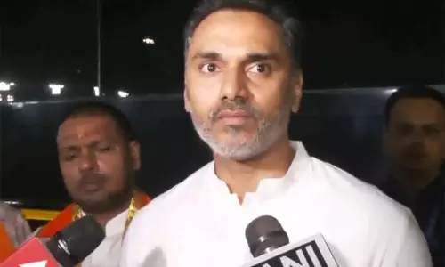 Maharashtra के मंत्री योगेश कदम ने राज ठाकरे के रिश्वतखोरी के आरोप को खारिज किया