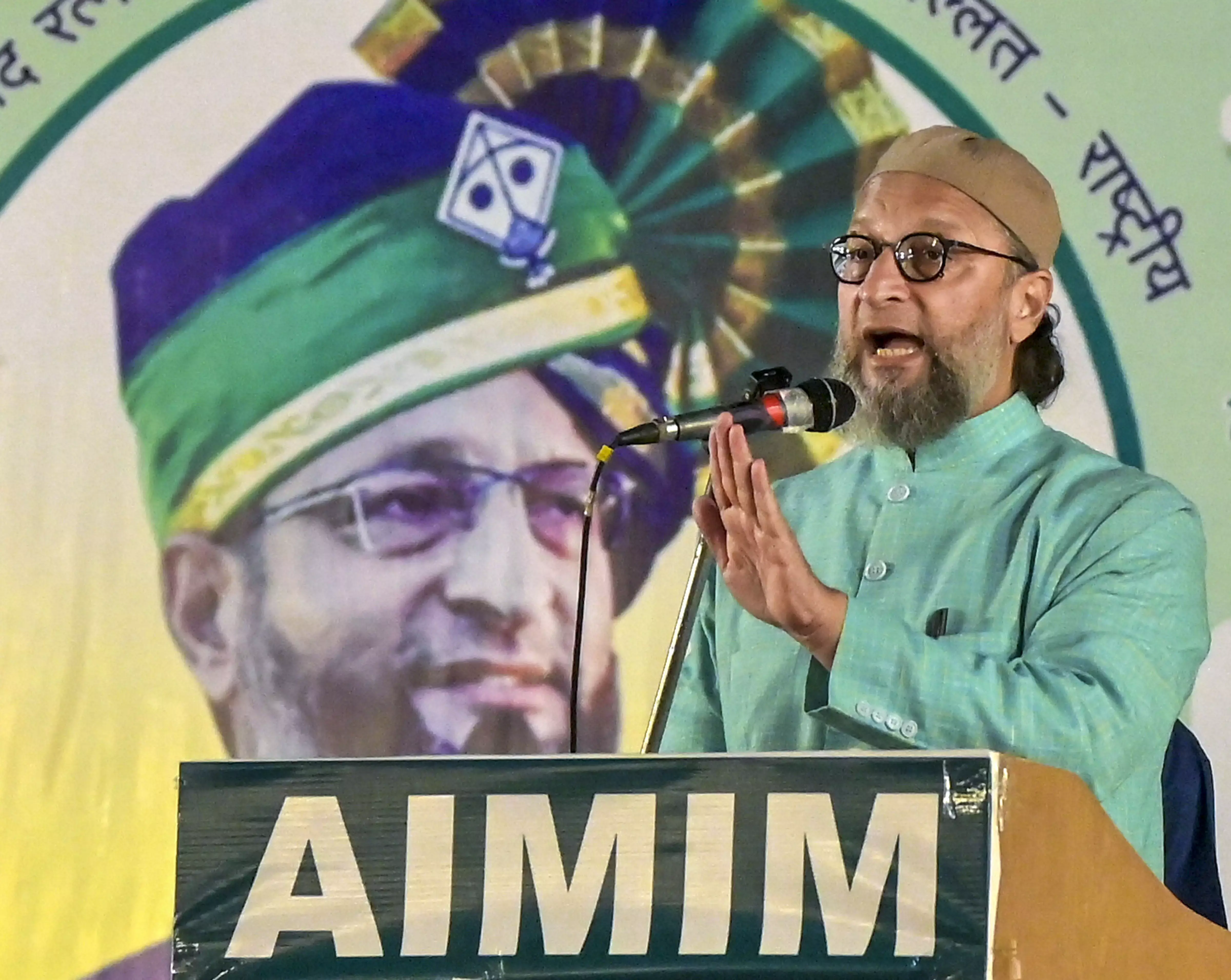 Owaisi ने भारत के स्वतंत्रता संग्राम में RSS की भूमिका पर सवाल उठाया