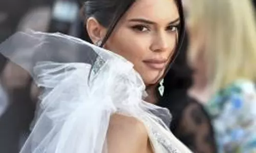 Kendall जेनर ने खूबसूरत नॉर्मल बच्चों के नामों की लिस्ट के बारे में बात की