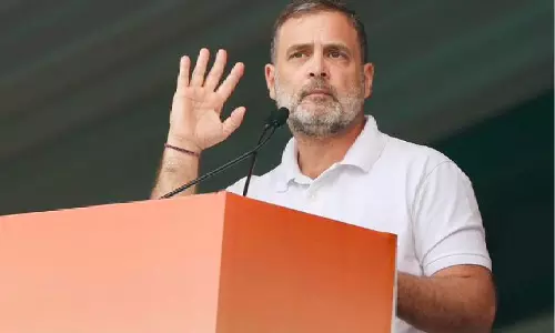 LOP गांधी बोले, जन नायकन सर्टिफिकेशन में देरी केंद्र की लापरवाही का संकेत LOP गांधी बोले, जन नायकन सर्टिफिकेशन में देरी केंद्र की लापरवाही का संकेत