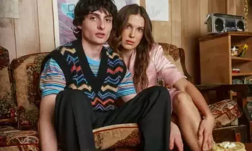 Stranger Things विवाद: फिनाले की स्क्रिप्ट में AI इस्तेमाल का आरोप Stranger Things विवाद: फिनाले की स्क्रिप्ट में AI इस्तेमाल का आरोप