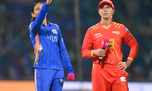 WPL 2026: MI ने बॉलिंग चुनी, आयुषी सोनी का डेब्यू