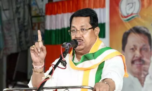 विजय वडेट्टीवार ने बड़े पैमाने पर भ्रष्टाचार और राष्ट्रीय कर्ज को लेकर BJP की आलोचना की