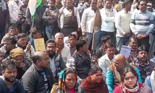 भट्टर में विरोध प्रदर्शन: BDO ऑफिस में सुनवाई या उत्पीड़न पर सवाल उठे भट्टर में विरोध प्रदर्शन: BDO ऑफिस में सुनवाई या उत्पीड़न पर सवाल उठे
