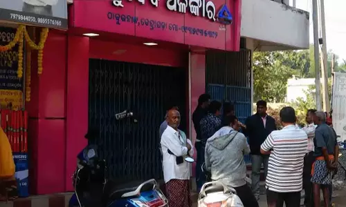 Kendrapara में शटर काटकर 50 लाख के सोने-चांदी के गहने लूटे गए