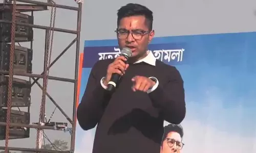 Abhishek ने आयोग और भाजपा की आलोचना की, ड्राफ्ट लिस्ट में 10 मृत लोगों को शामिल किया