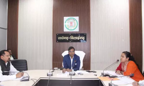 कलेक्टर का बड़ा एक्शन, कृषि विस्तार अधिकारी को किया निलंबित कलेक्टर का बड़ा एक्शन, कृषि विस्तार अधिकारी को किया निलंबित